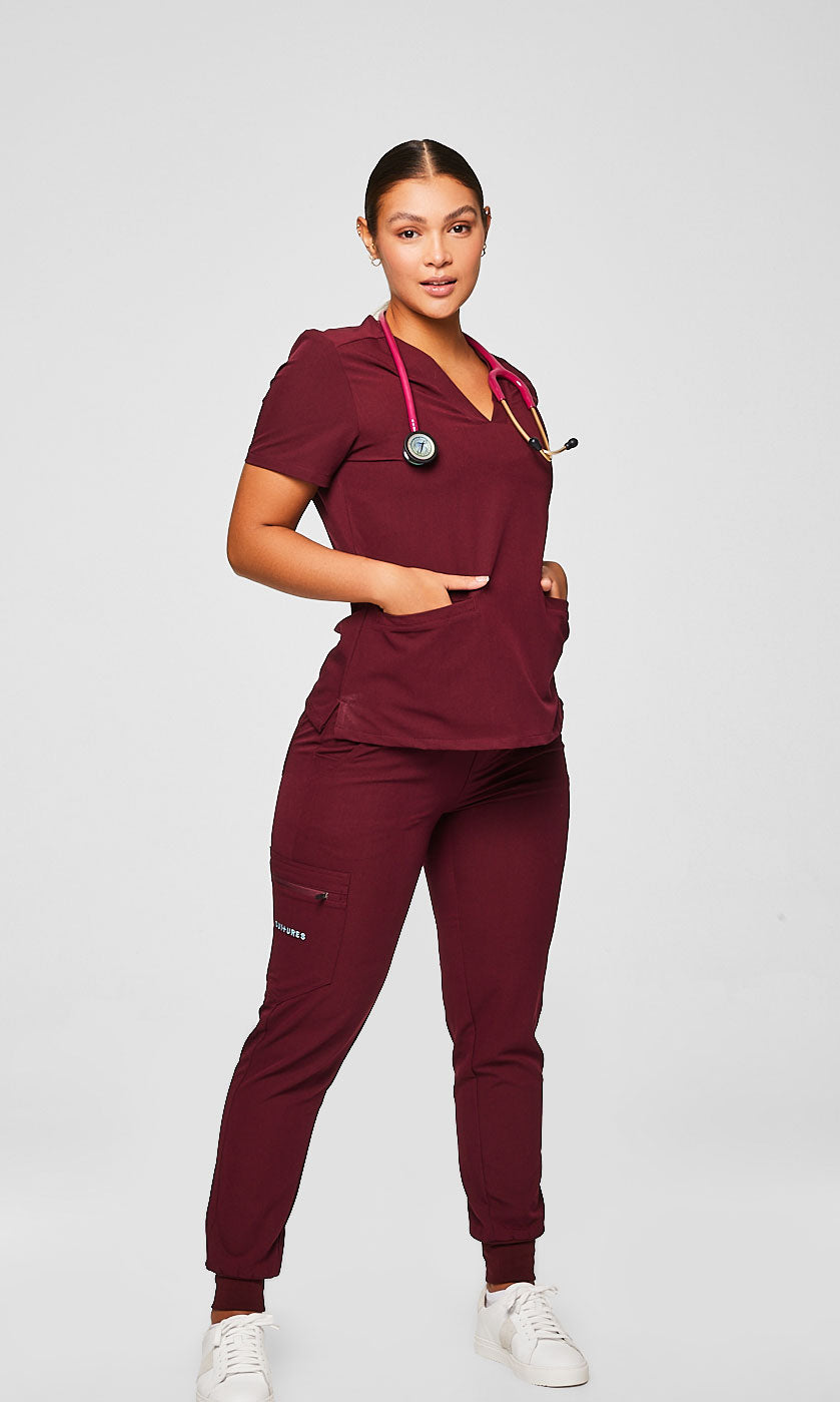 Rosewood Burgundy Two Pocket Scrub Top & Jogger Pants Set – SUITURES